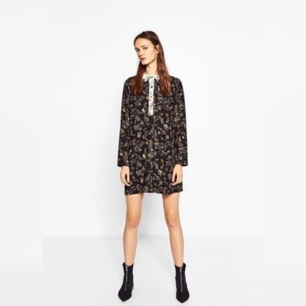 5/$25 ZARA From Another Planet Scribble Shift Dress